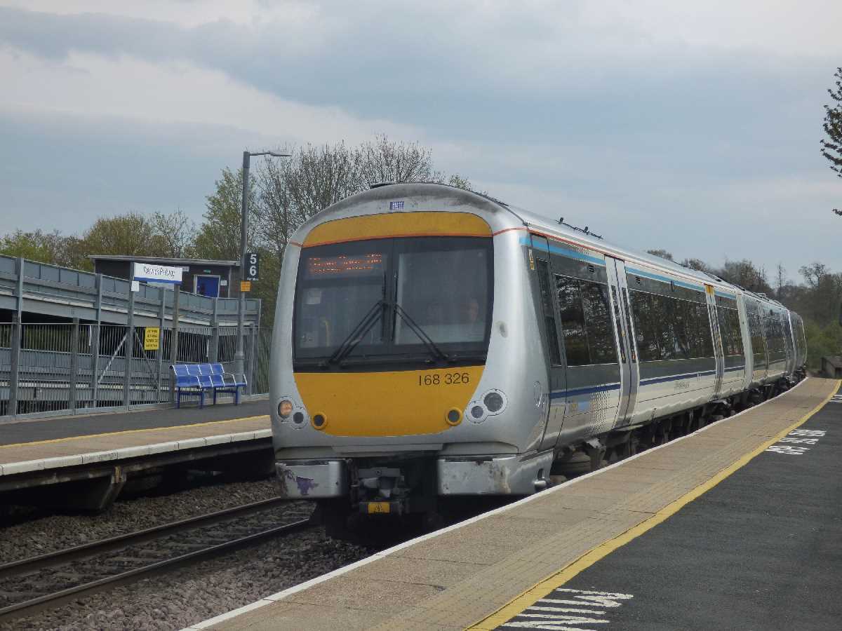 The Class 168 on the Chiltern Mainline from Birmingham Snow Hill to Leamington Spa